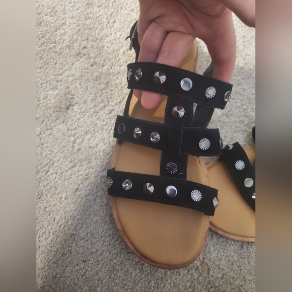 UGG sandals - Picture 2 of 9